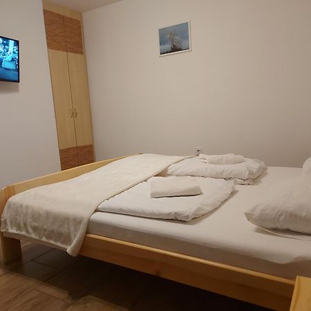 Potyka Apartman Tiszafüred Exteriör bild