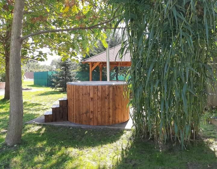 Potyka Apartman Tiszafüred Exteriör bild
