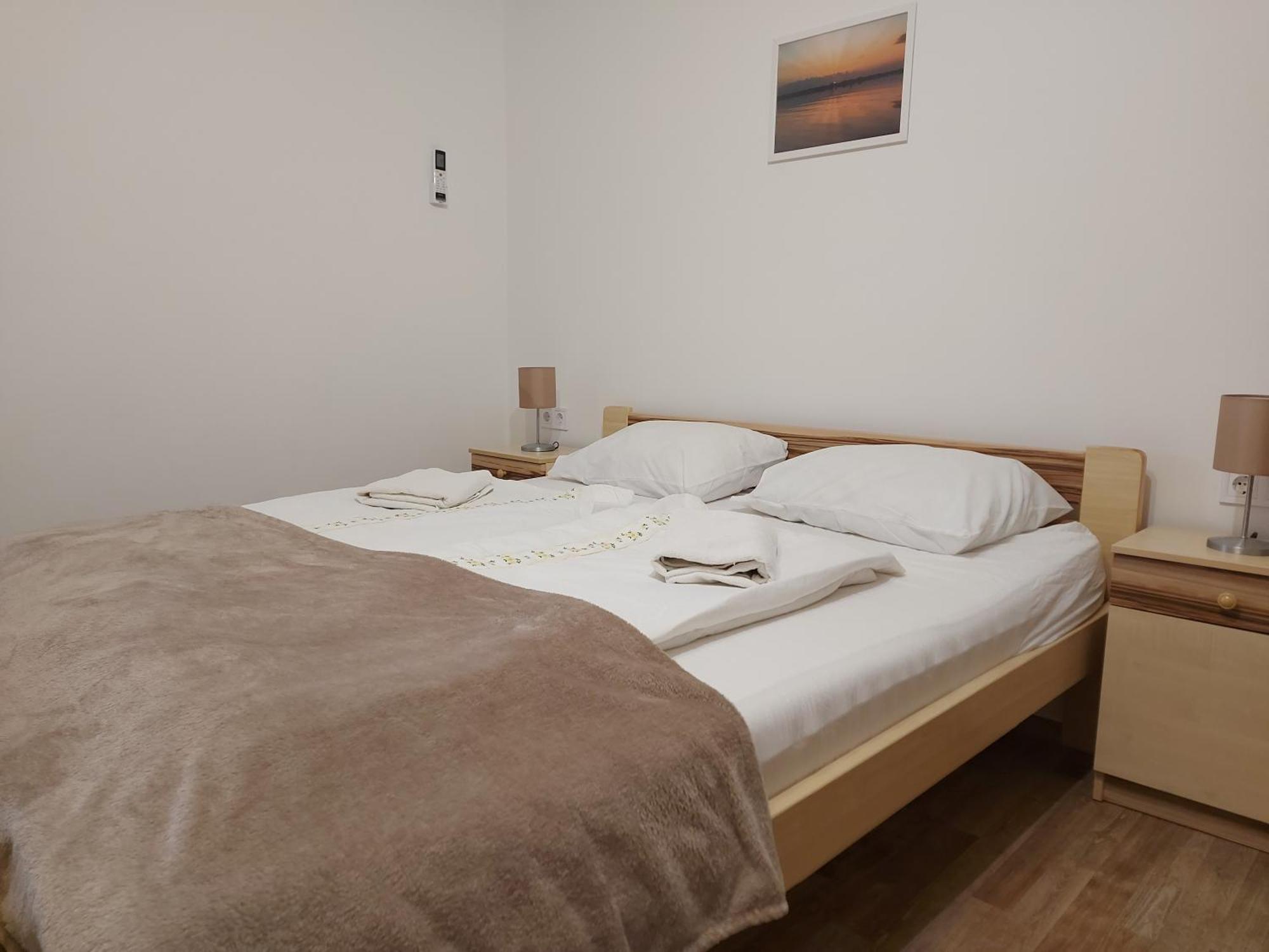 Potyka Apartman Tiszafüred Exteriör bild